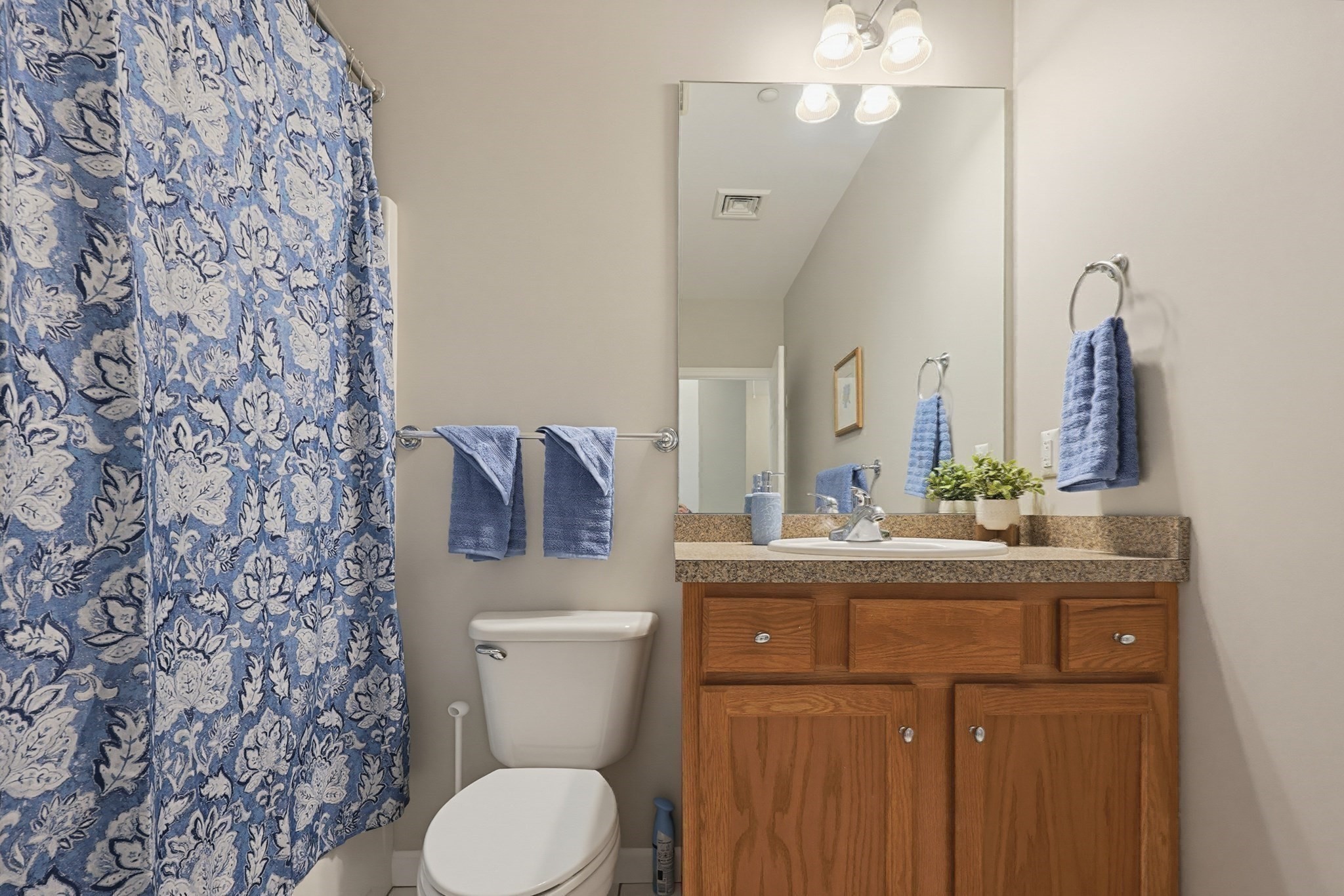 631 East Street # C202 Property Photo 21