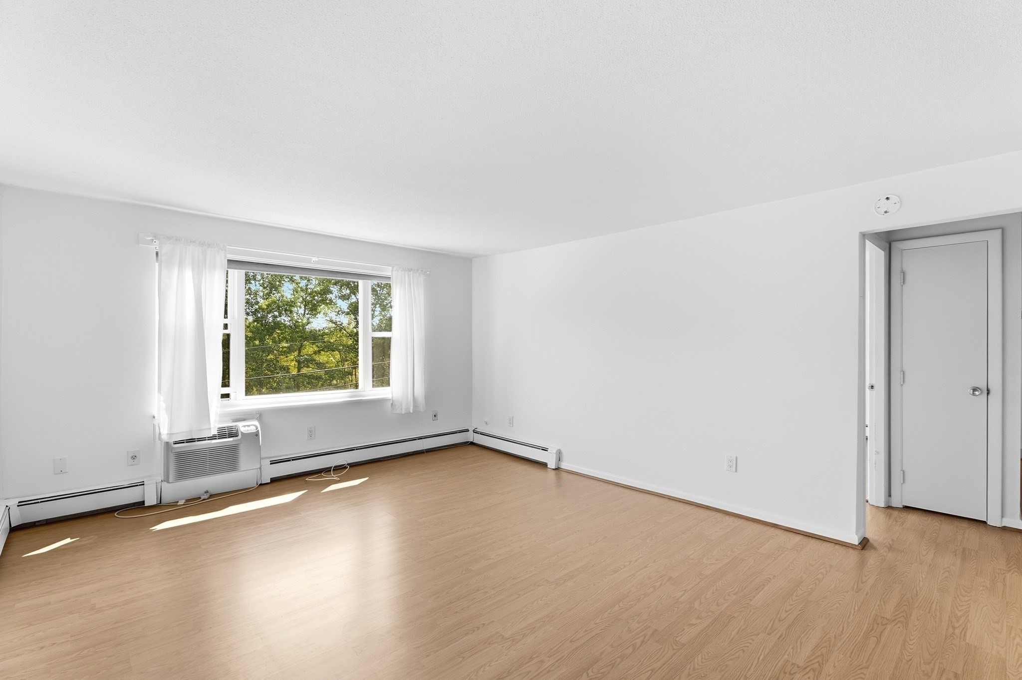 1 Colonial Dr # 8 Property Photo 10