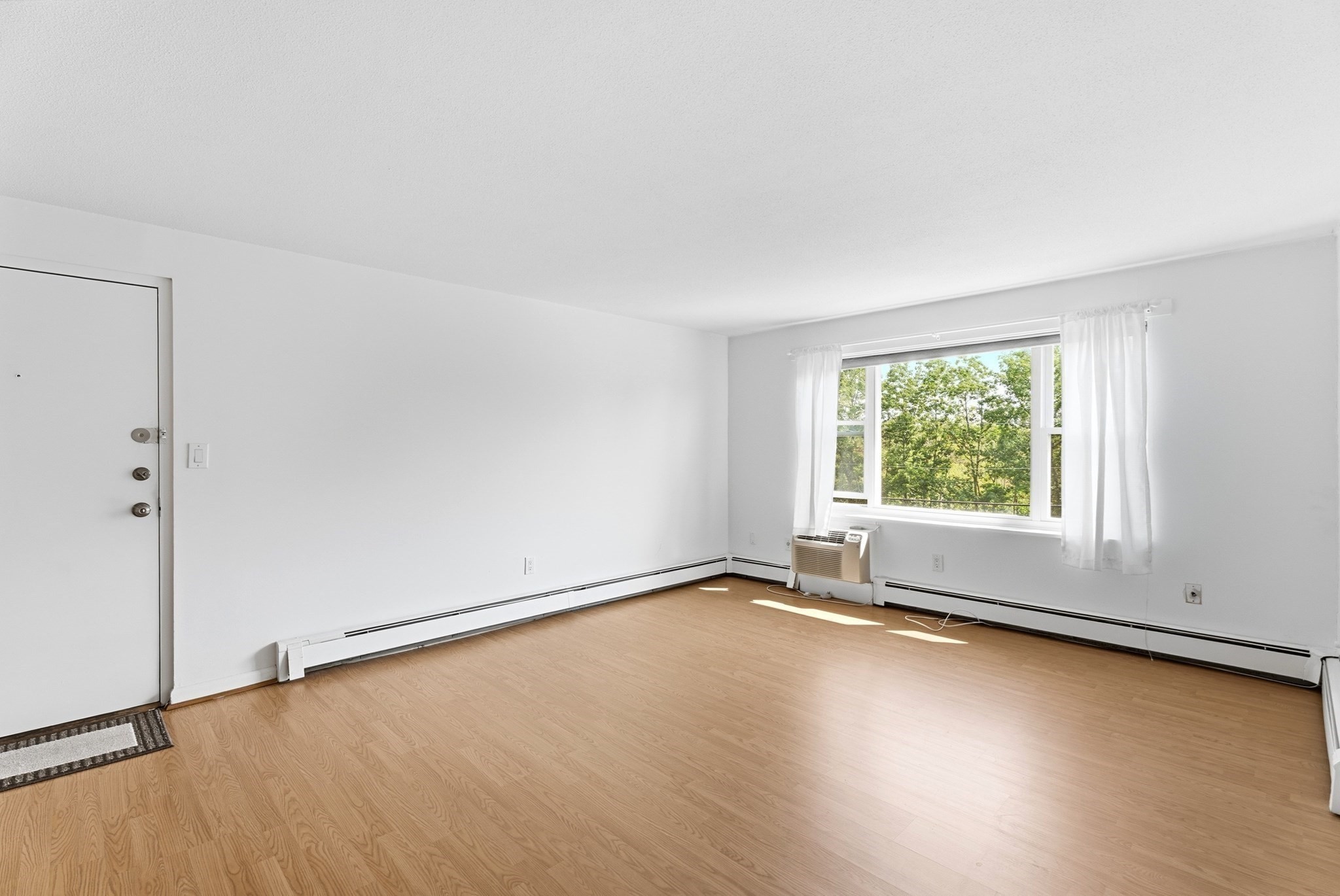 1 Colonial Dr # 8 Property Photo 11