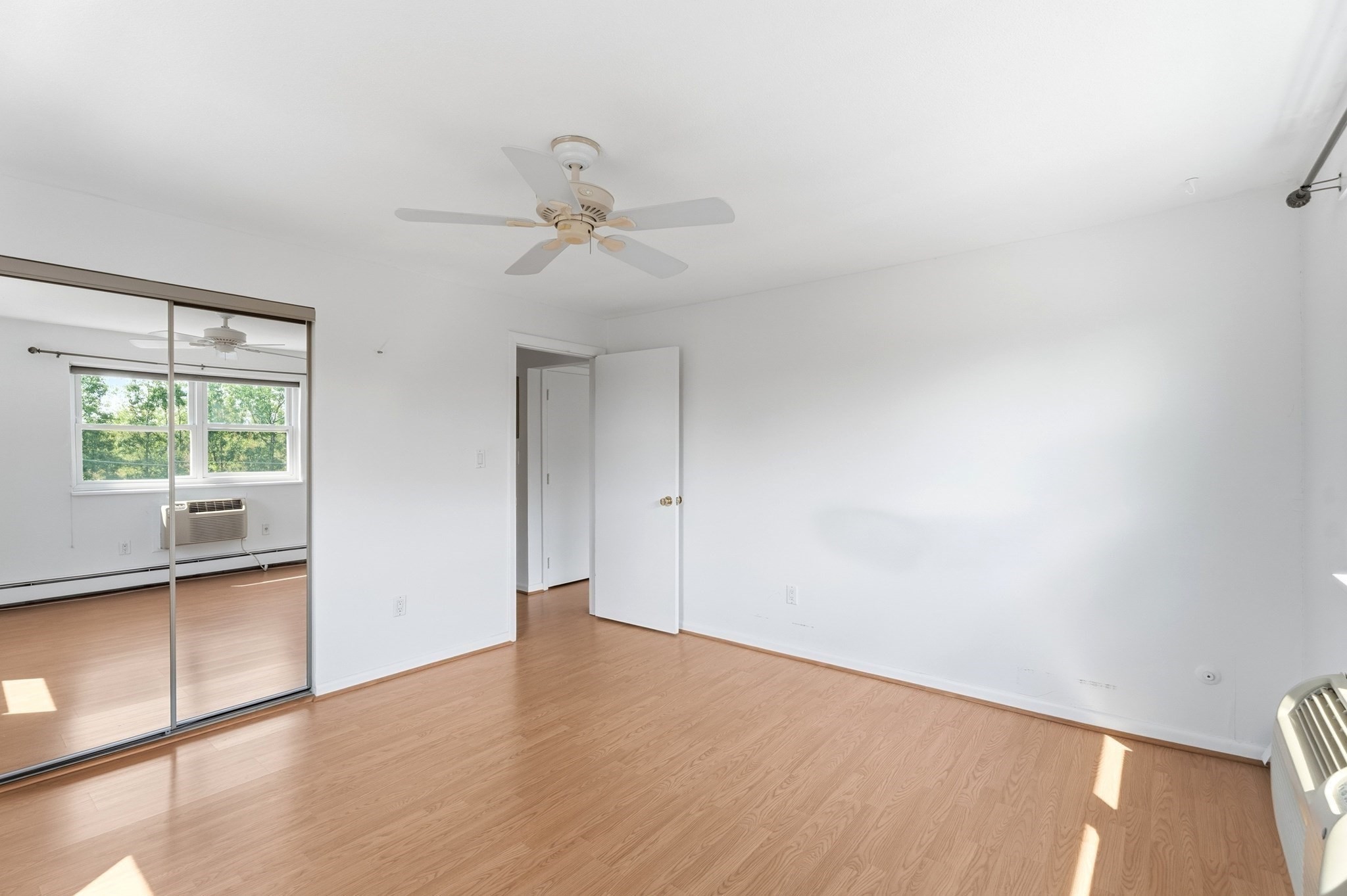 1 Colonial Dr # 8 Property Photo 17
