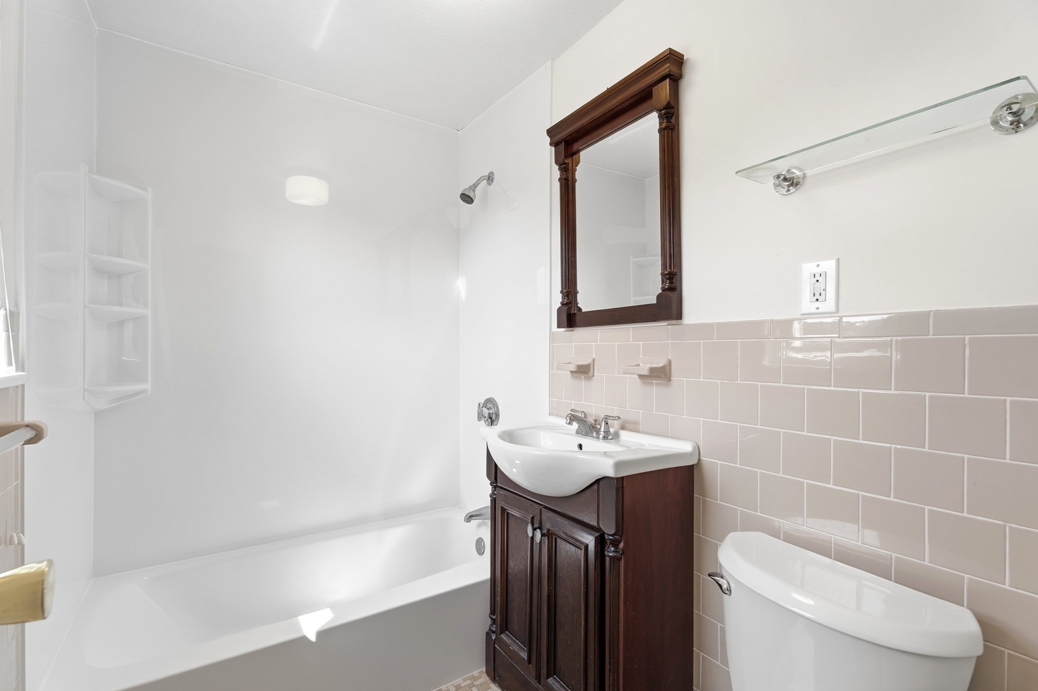1 Colonial Dr # 8 Property Photo 18