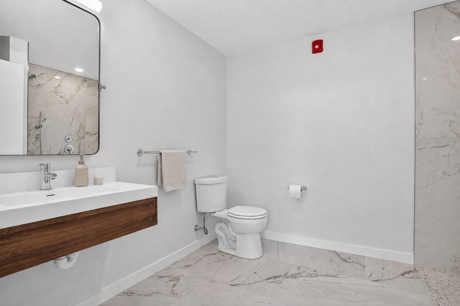 13 Warwick Street # 206 Property Photo 8