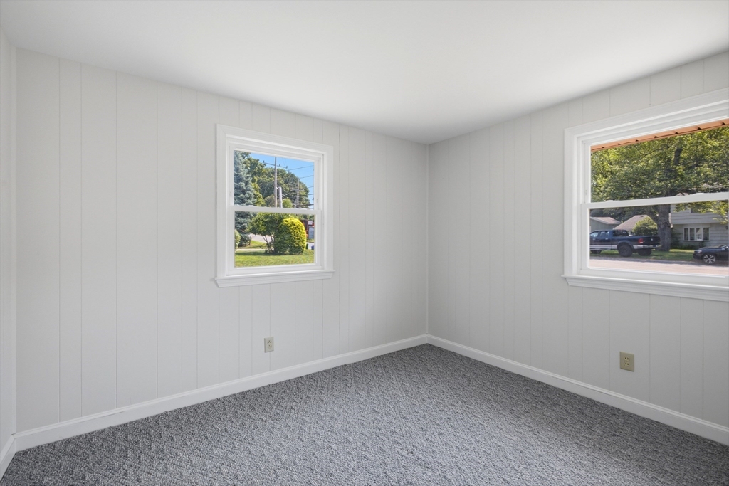 154 Maple Street Property Photo 11