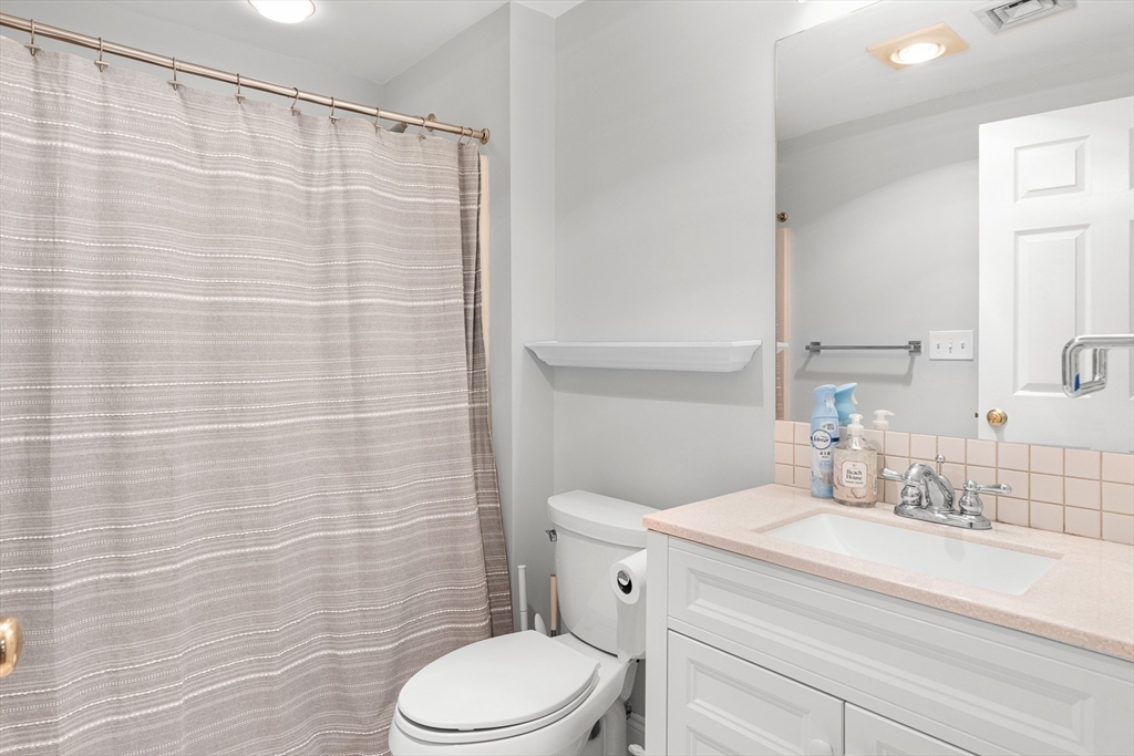 501 Lexington Street # 77 Property Photo 16