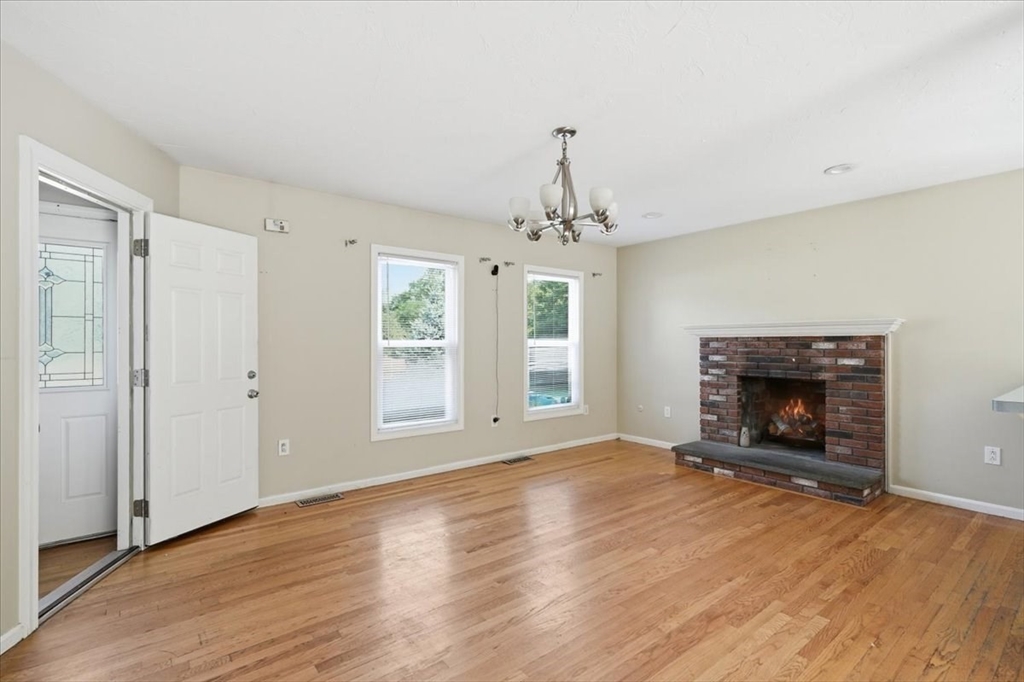 55 Vfw Drive Property Photo 3