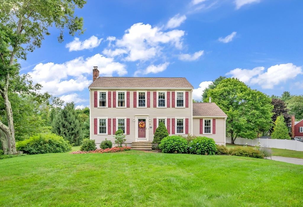 90 Lacy Property Photo 1