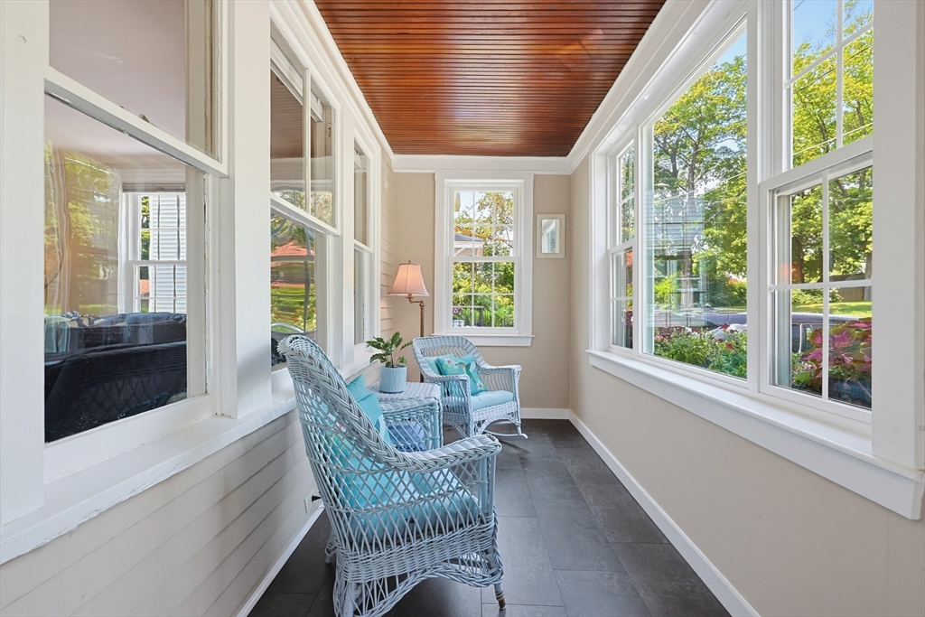 9 Parmenter Ave Property Photo 4