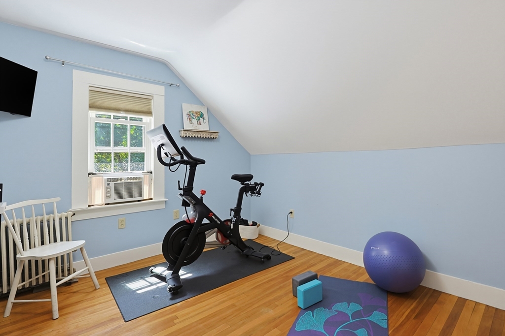 9 Parmenter Ave Property Photo 17