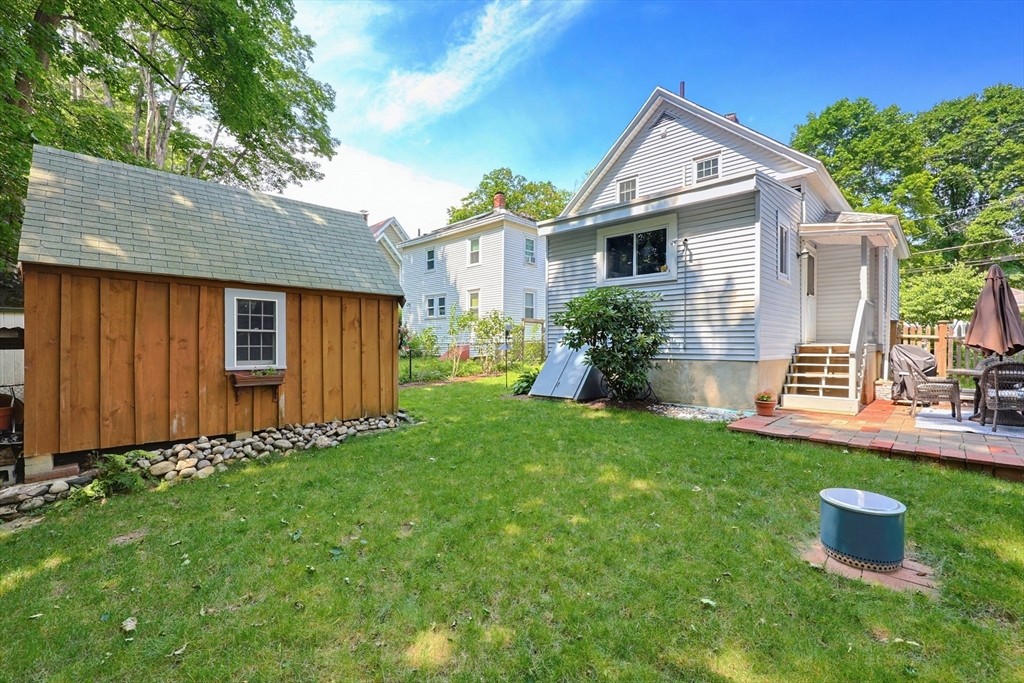 9 Parmenter Ave Property Photo 19