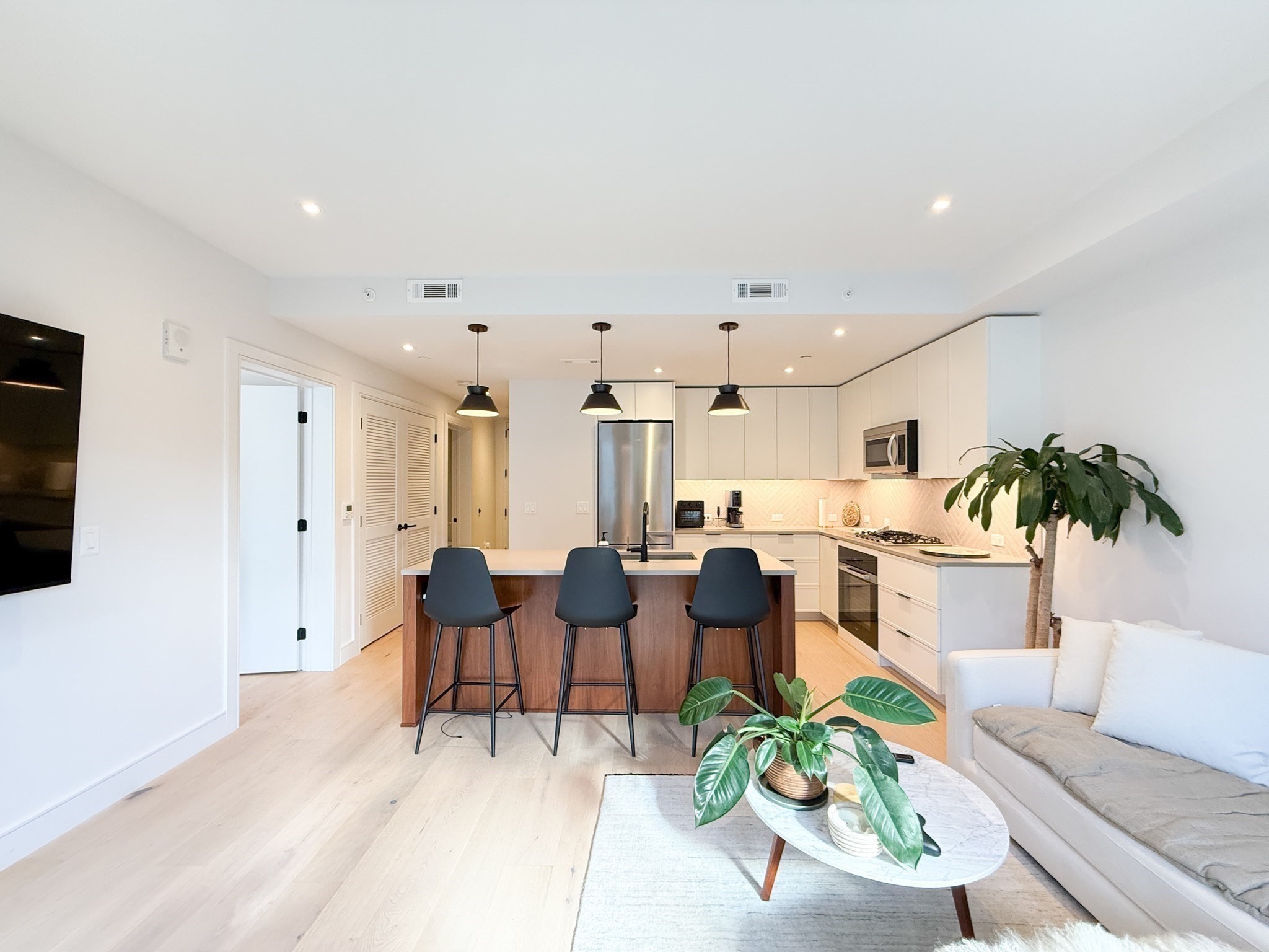 1 Nevins Hill Way # 406 Property Photo 1