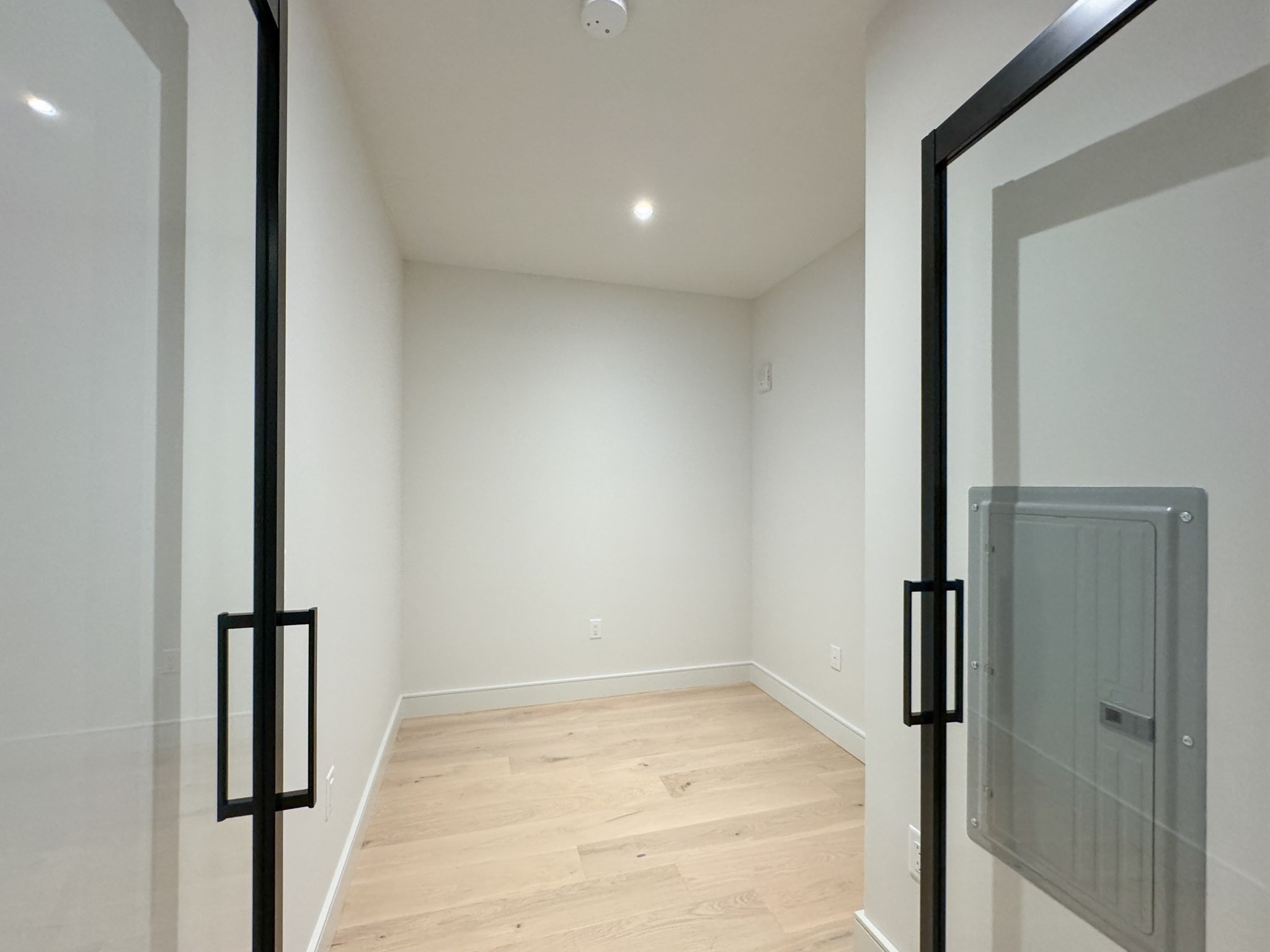 1 Nevins Hill Way # 406 Property Photo 10