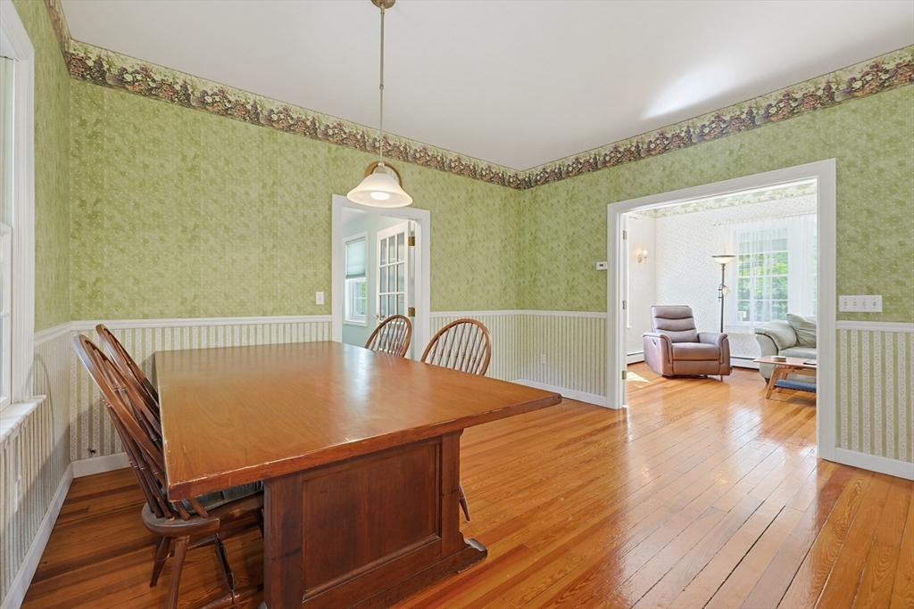 157 Taunton St Property Photo 7