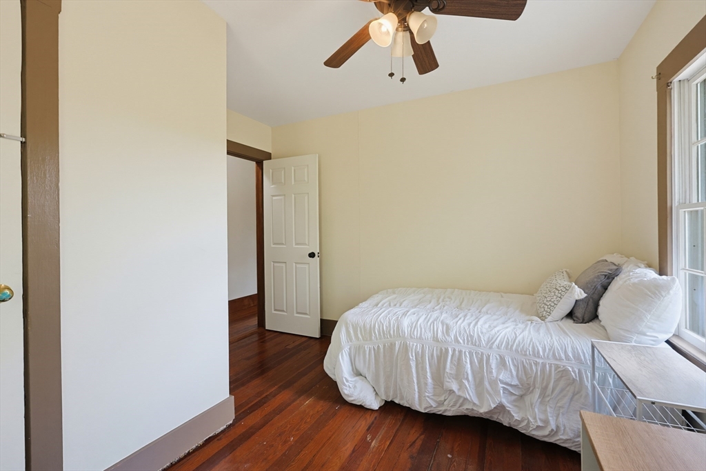 157 Taunton St Property Photo 20