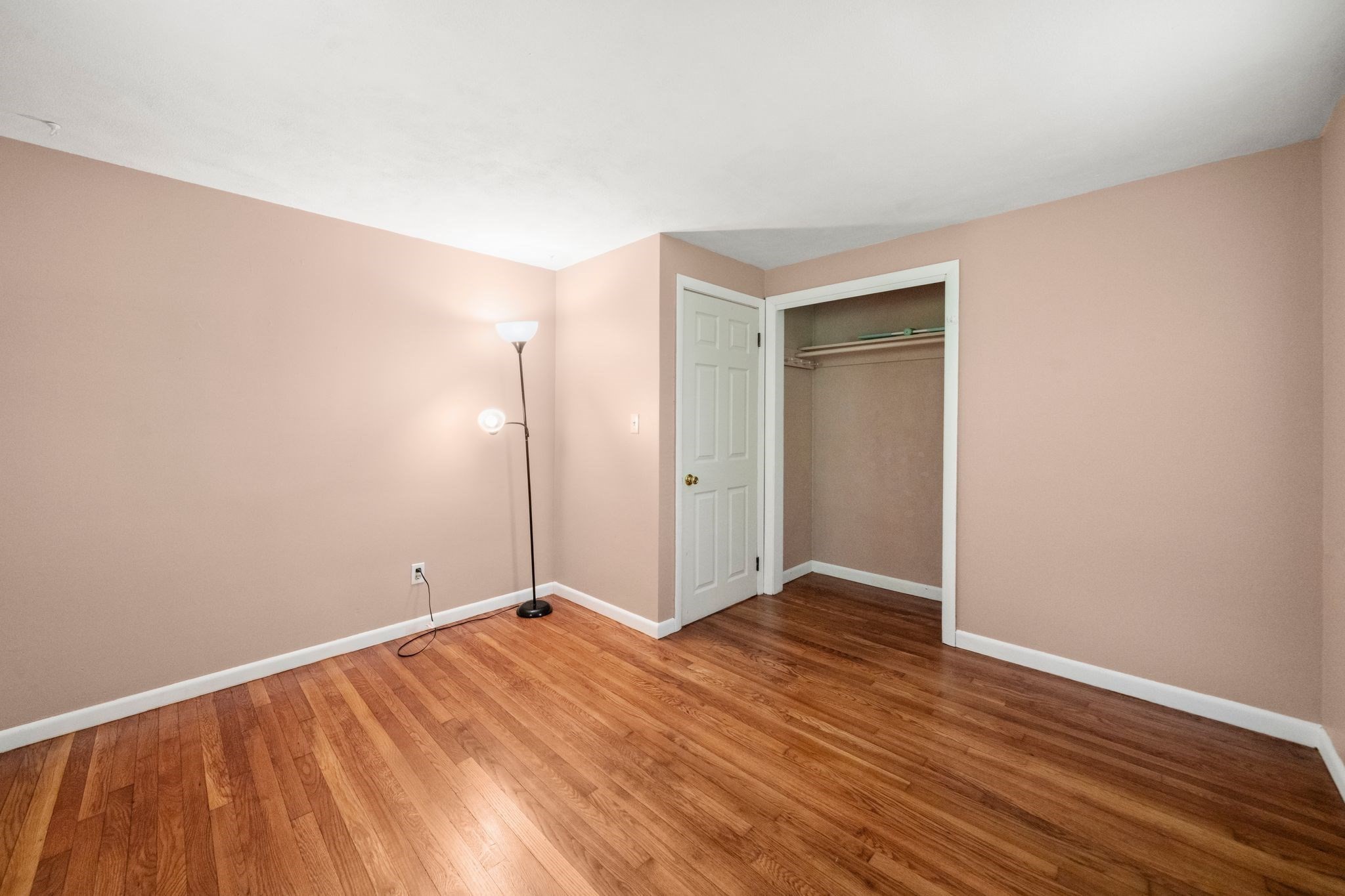 33 Cross St Property Photo 14
