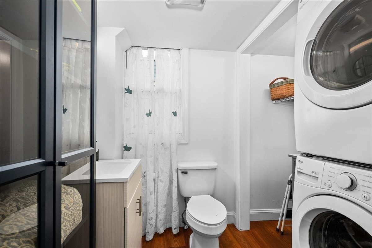 147 Sycamore St Property Photo 10