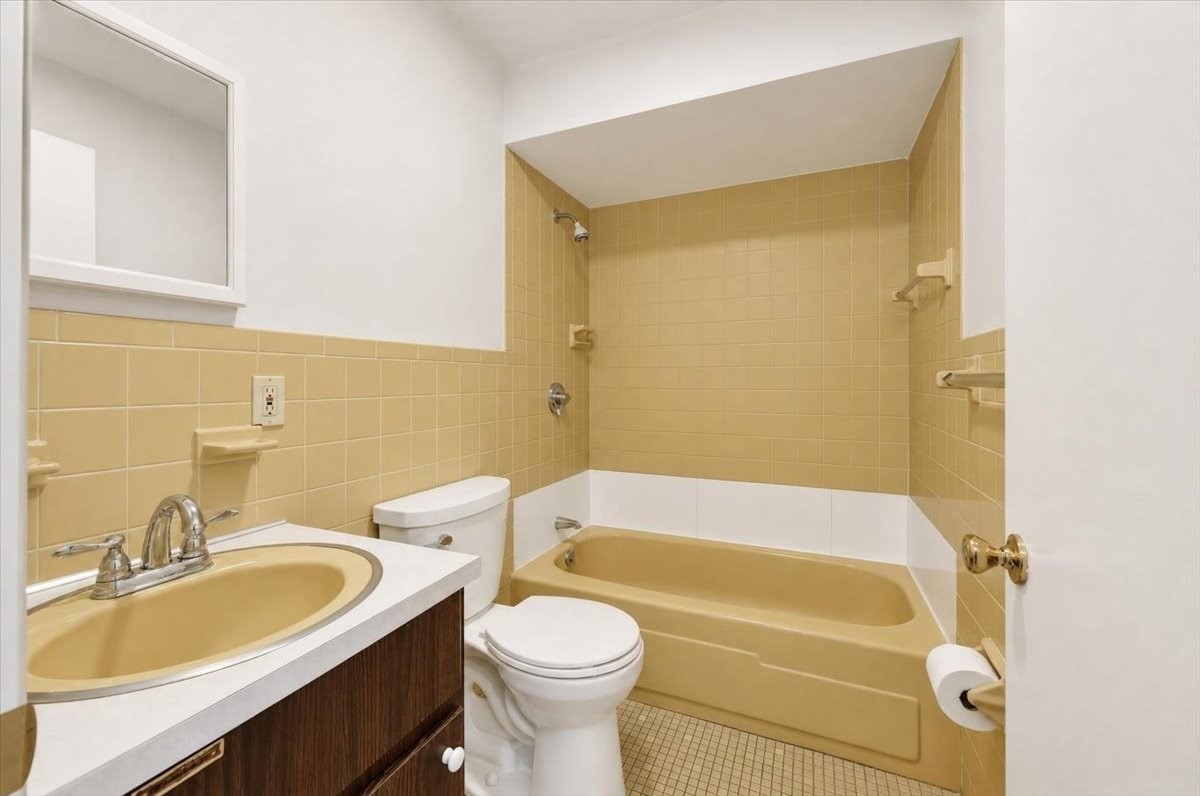 1801 Ocean Street # 33 Property Photo 14