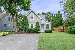 26 Central Street Property Photo 1