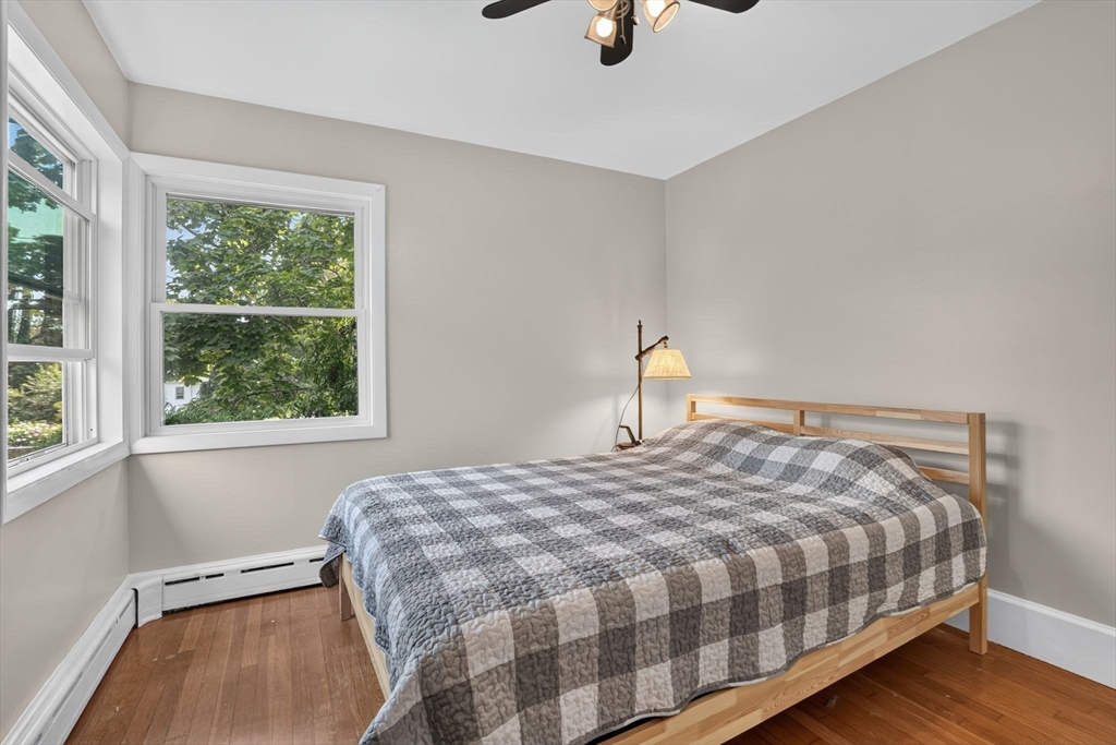 221 Rochambeau St Property Photo 22