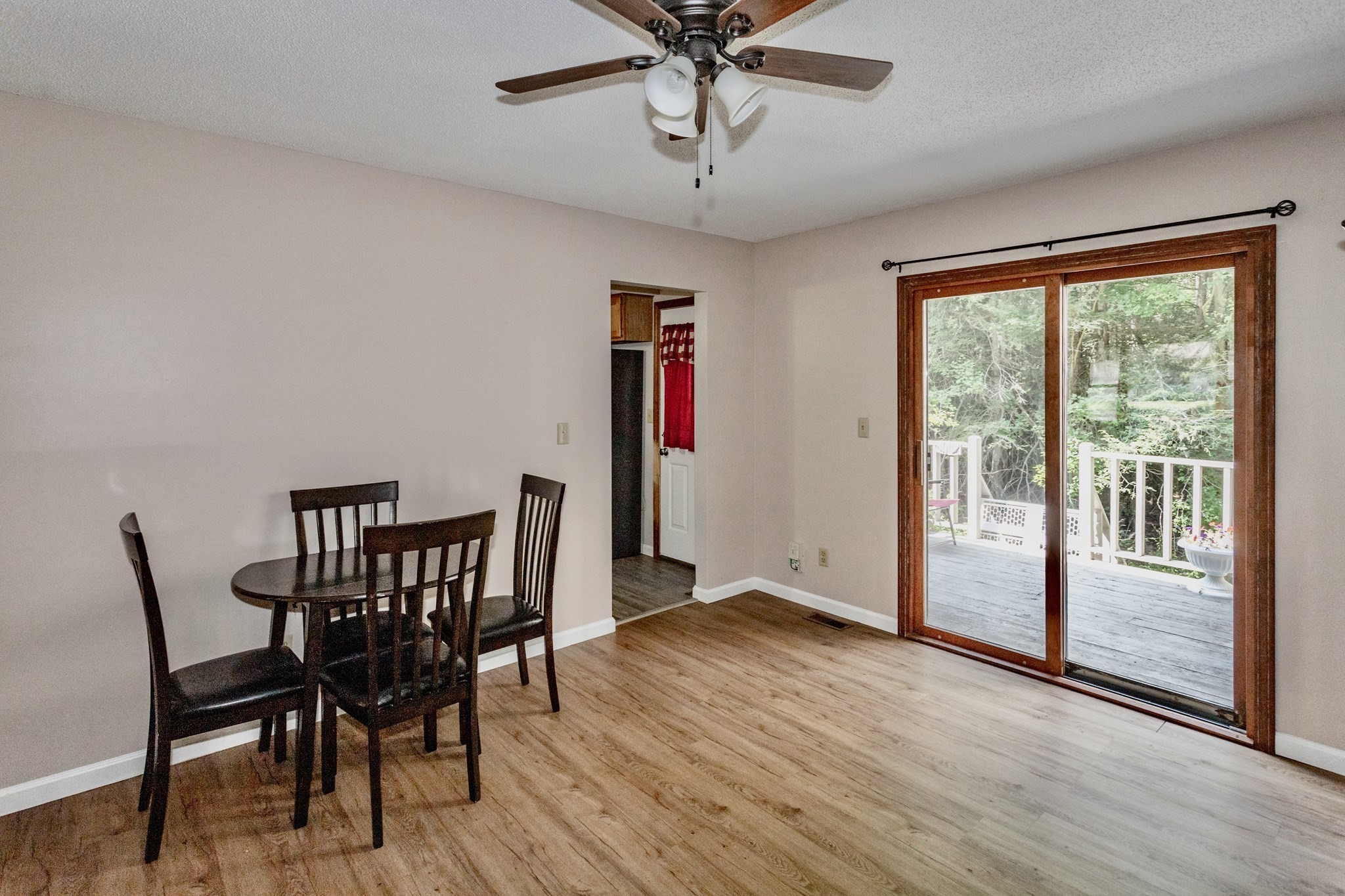 419 Southwick Road # 70 Property Photo 19