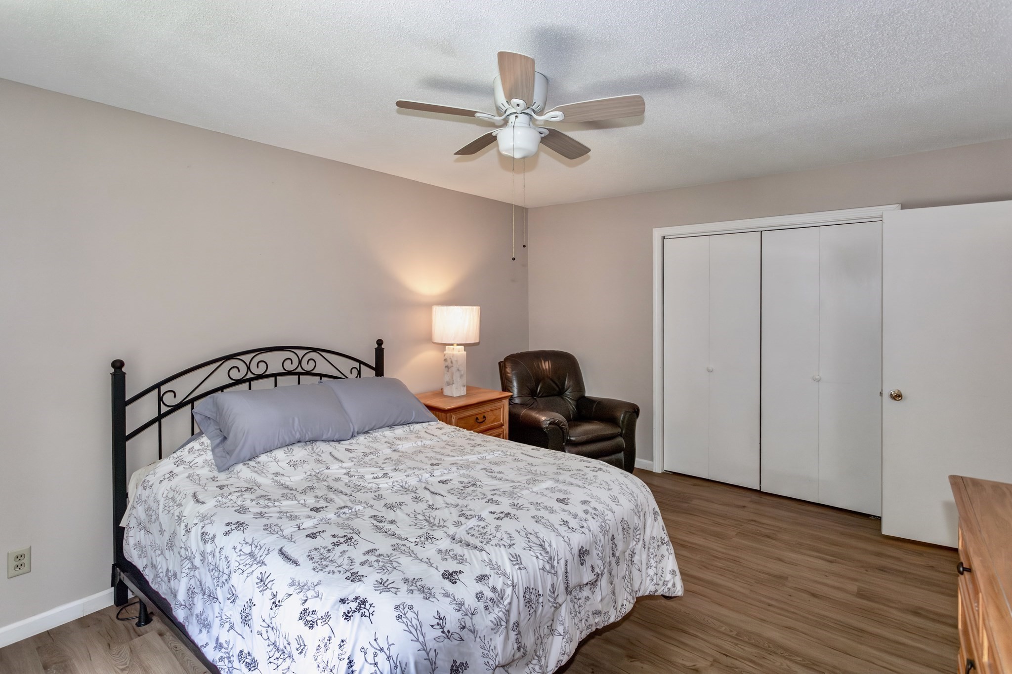 419 Southwick Road # 70 Property Photo 22