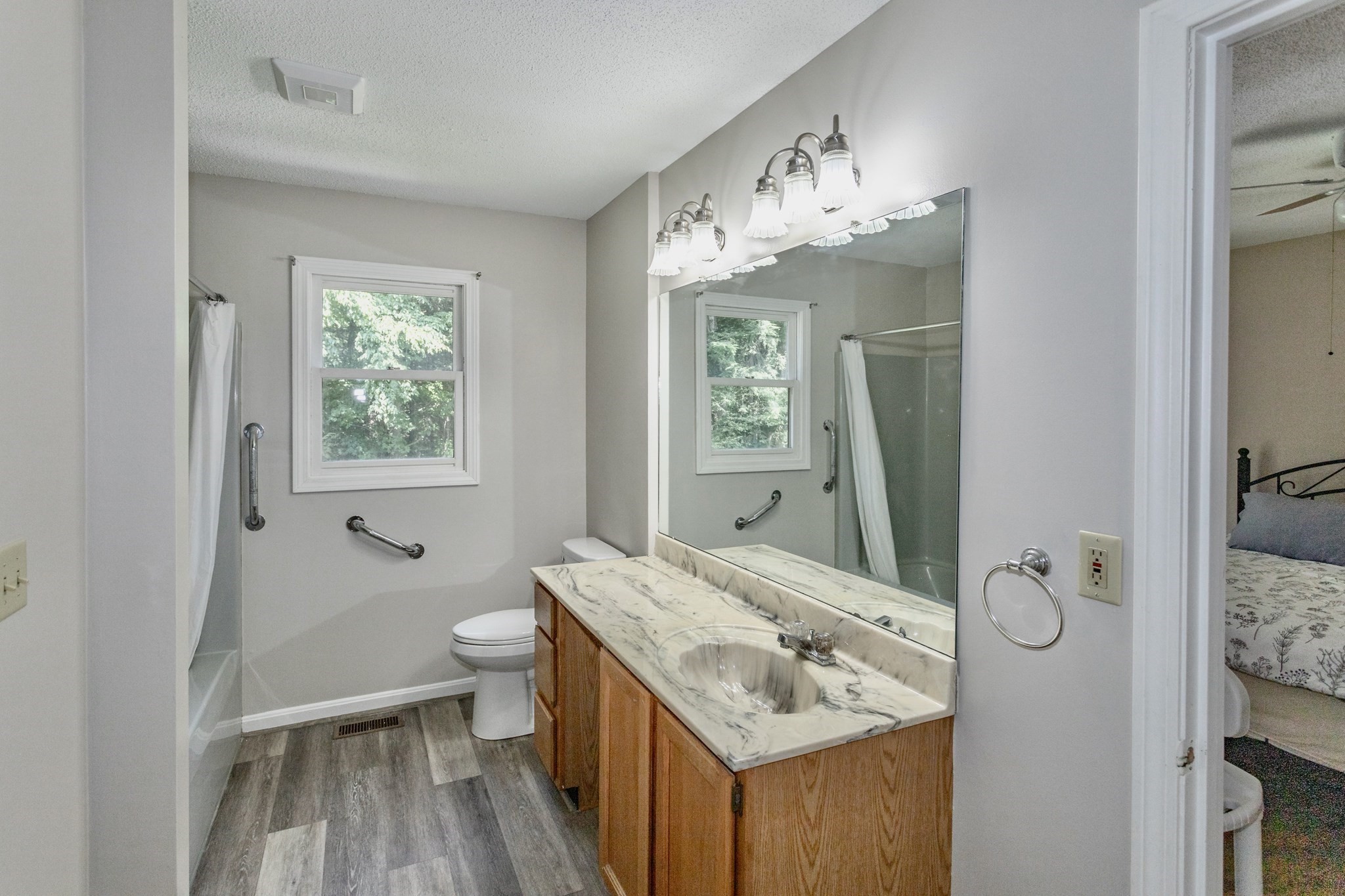 419 Southwick Road # 70 Property Photo 24