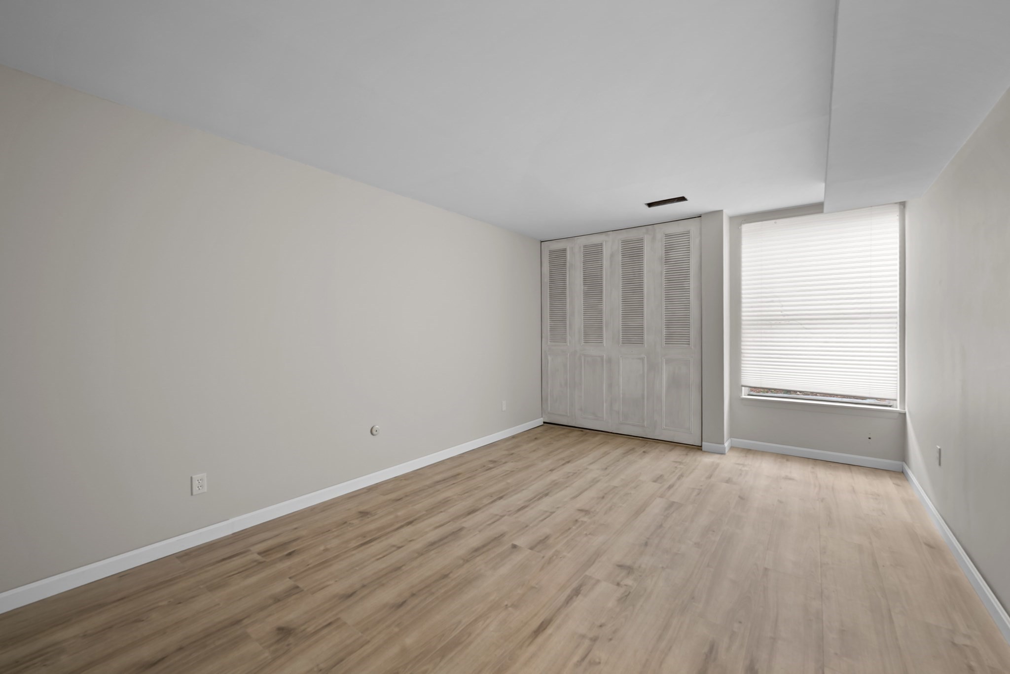 26d Shrewsbury Green # 26d Property Photo 8