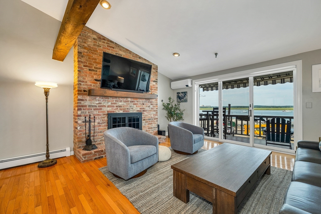 20 Harris Avenue # 10 Property Photo 6