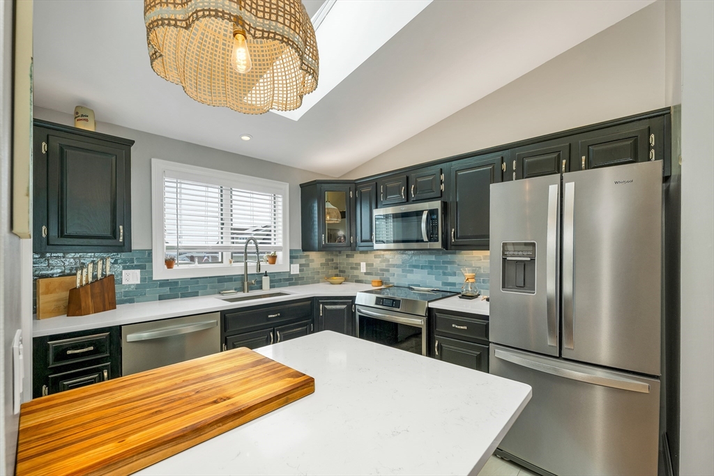 20 Harris Avenue # 10 Property Photo 15