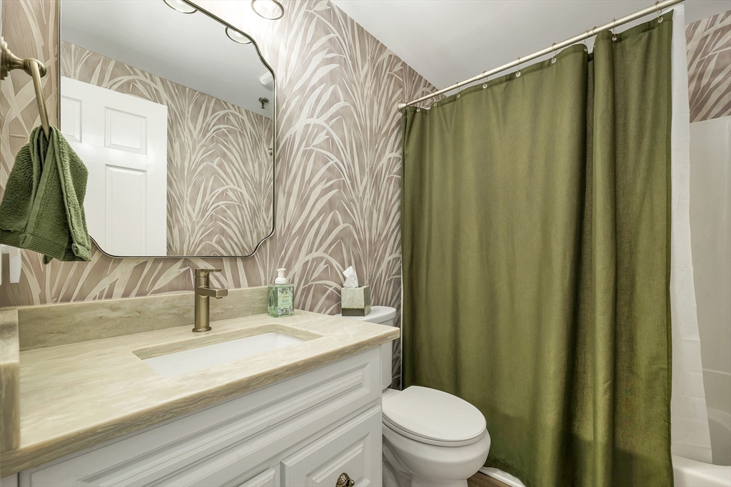 20 Harris Avenue # 10 Property Photo 31