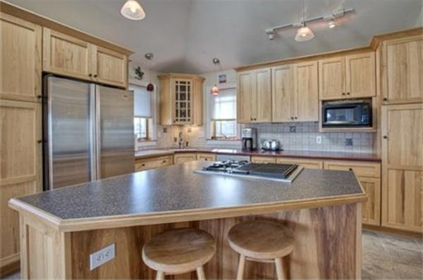 23 53rd Property Photo 5