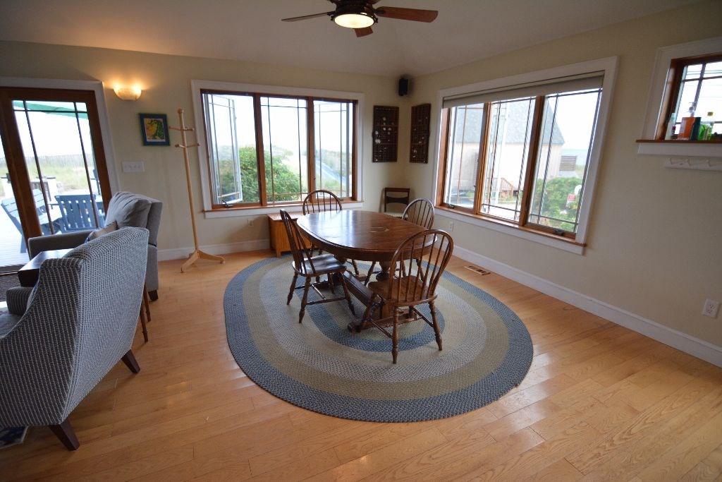 23 53rd Property Photo 8