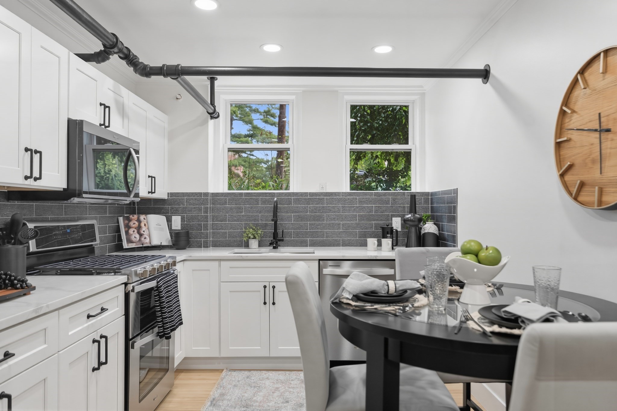 52 Garden St # B2 Property Photo 6