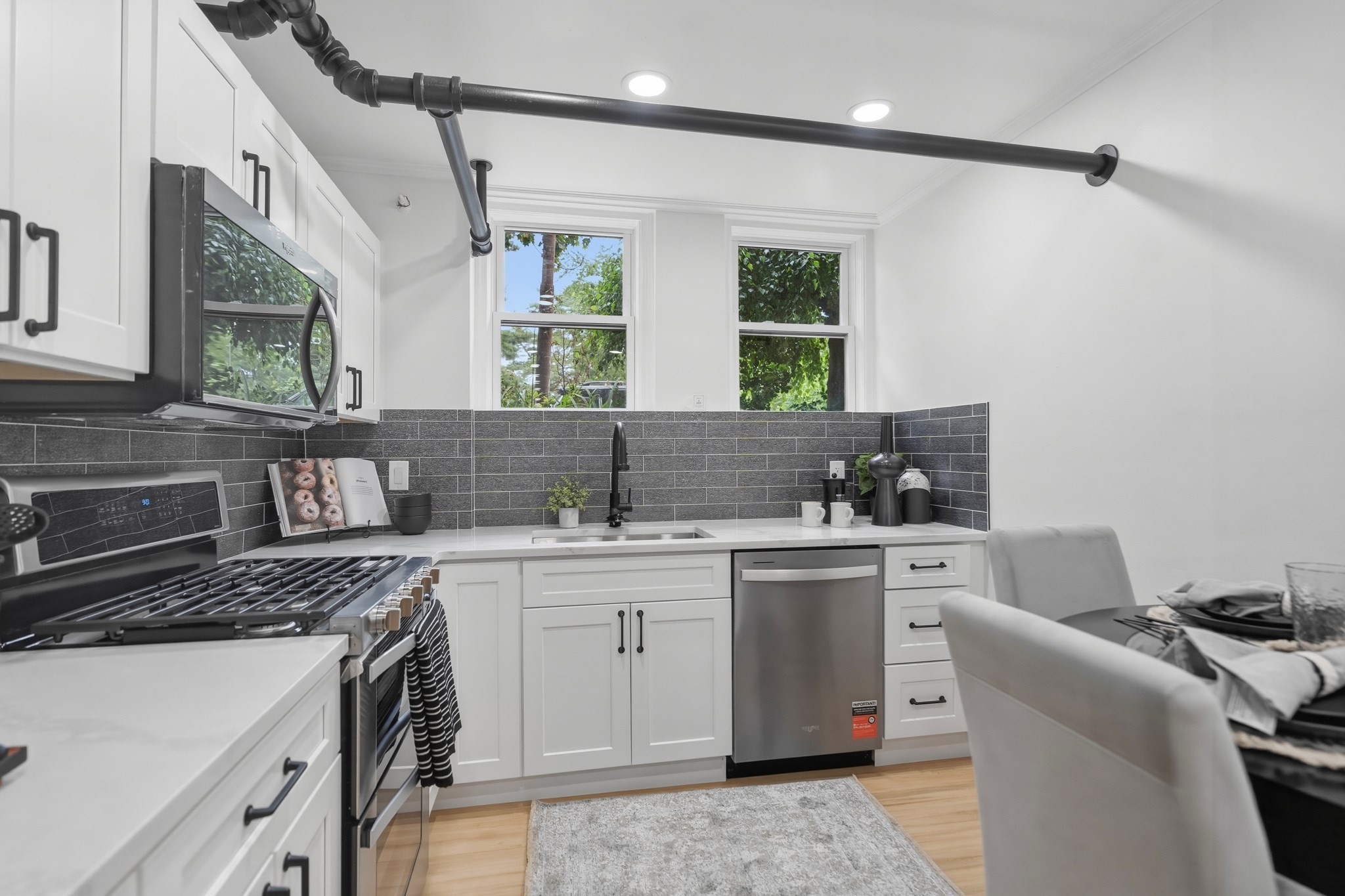 52 Garden St # B2 Property Photo 7
