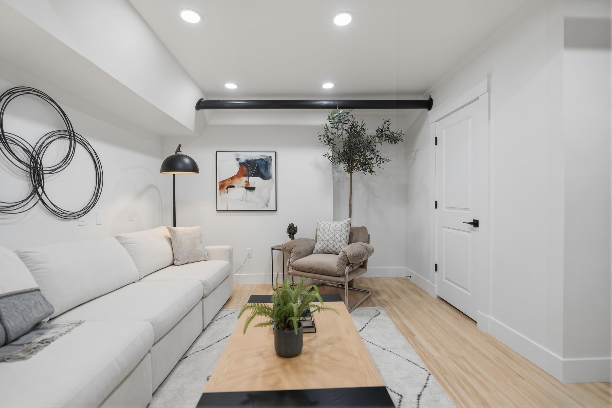 52 Garden St # B2 Property Photo 17