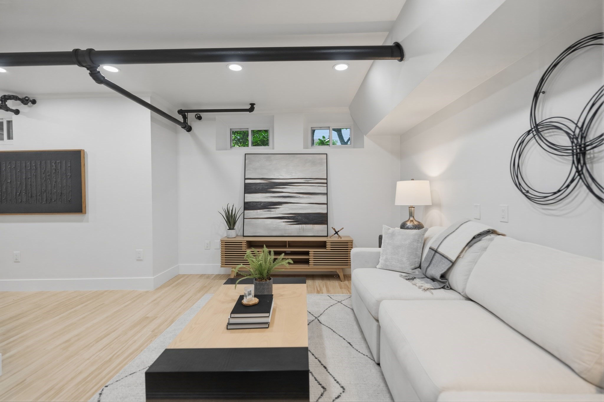 52 Garden St # B2 Property Photo 34