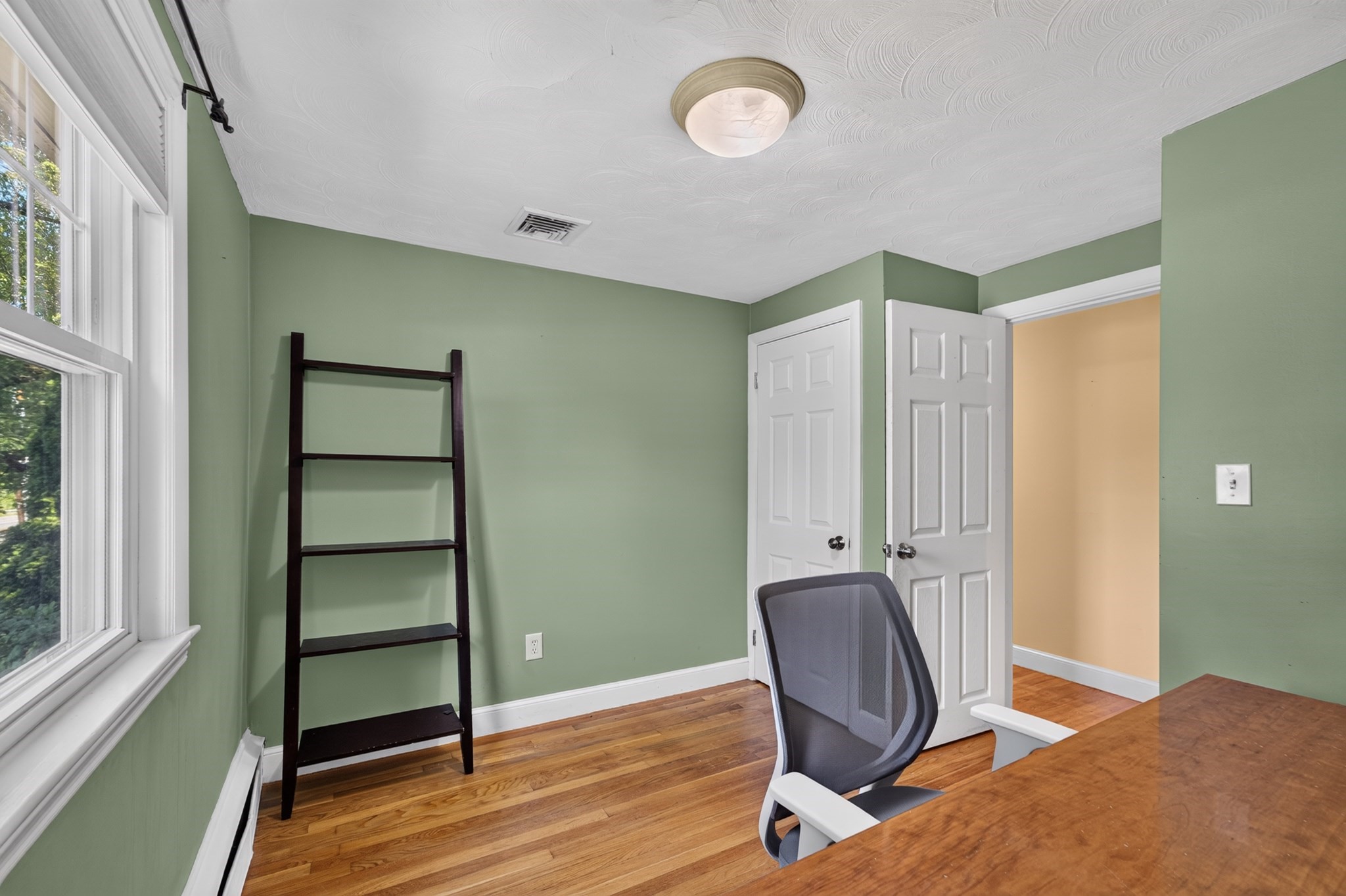 462 Chestnut St Property Photo 25