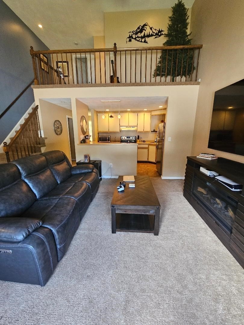22 Casablanca Ct # 22 Property Photo 6