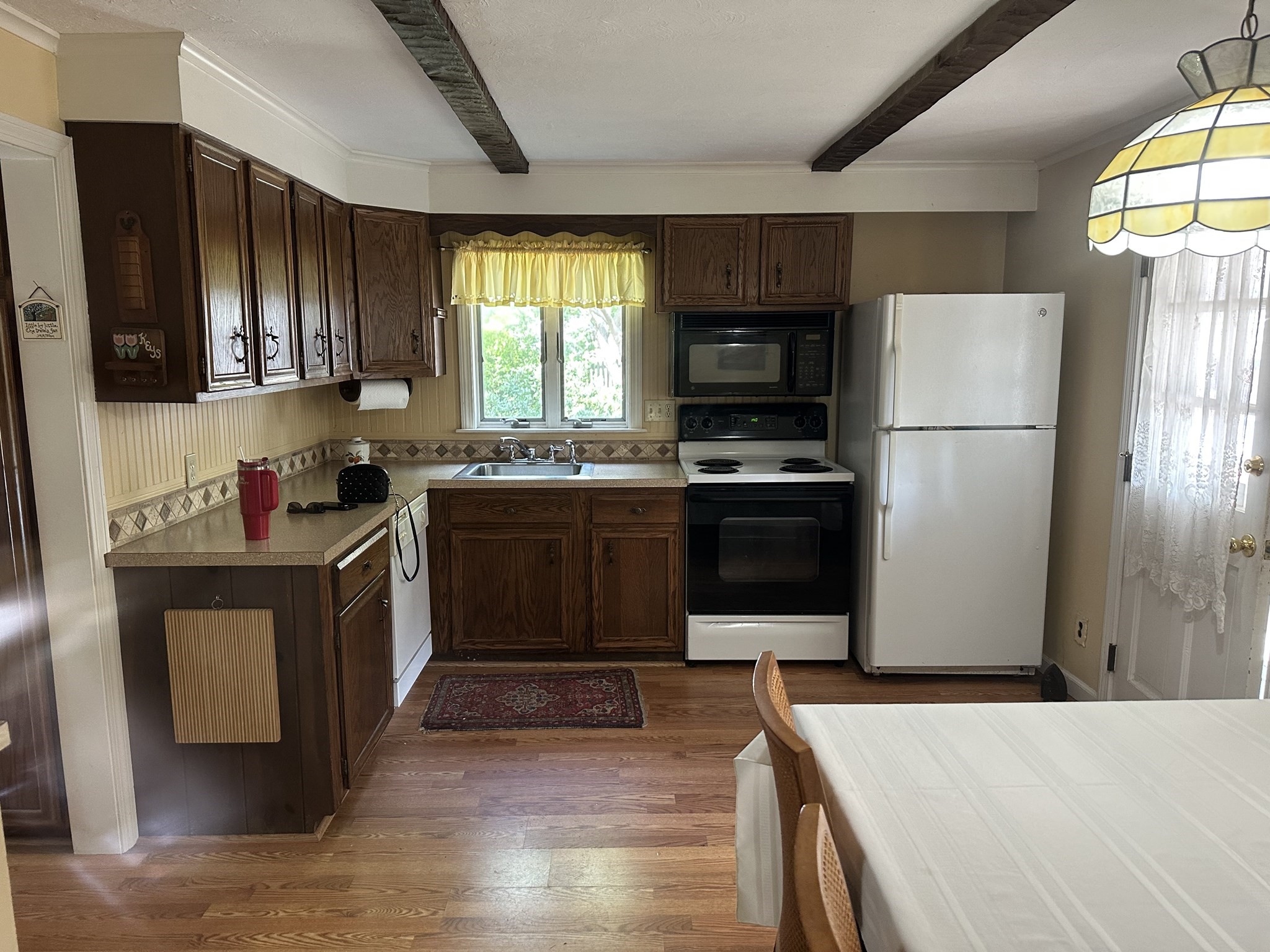 30 School St Property Photo 5