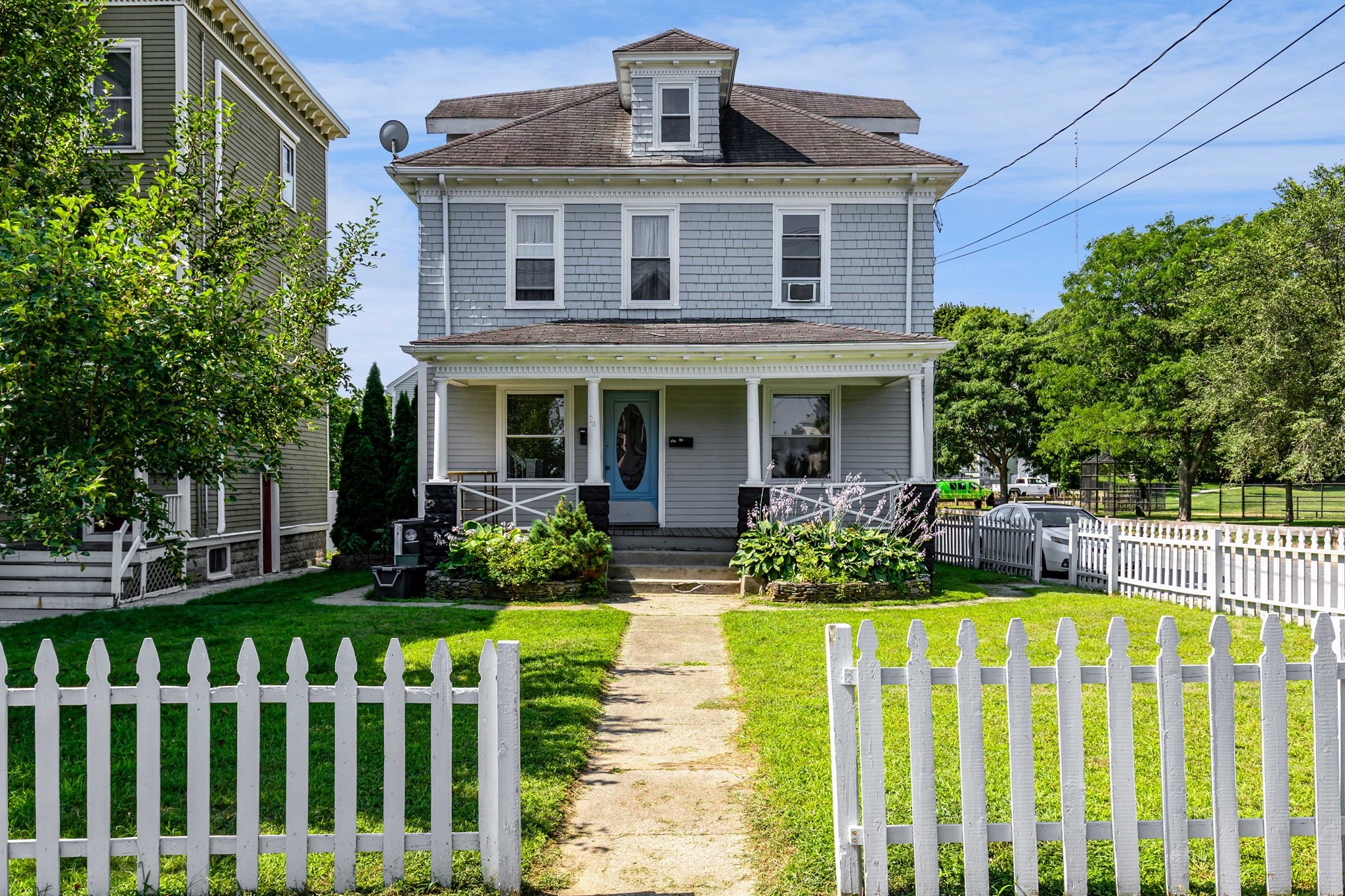 24 Blaisdell St Property Photo 1