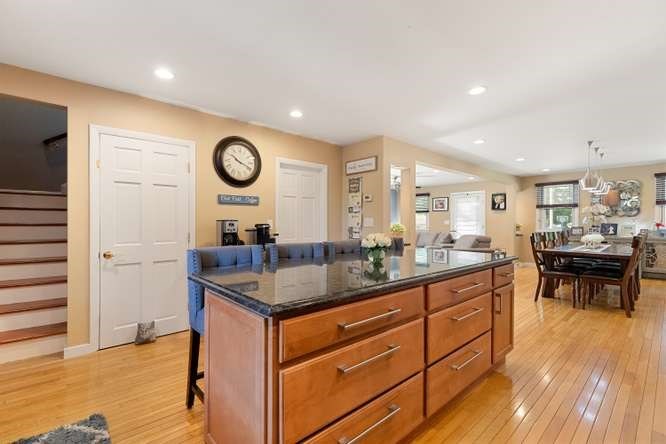 40 Hillside Ave Property Photo 18