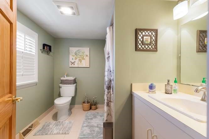 40 Hillside Ave Property Photo 28