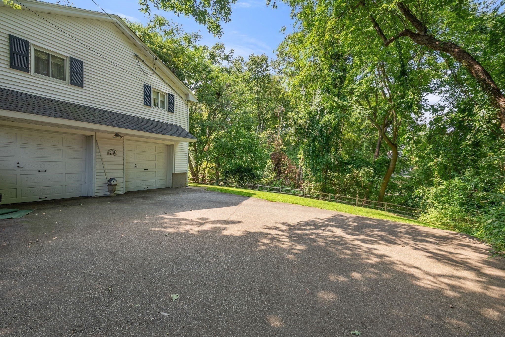 31 Pacella Drive Property Photo 3