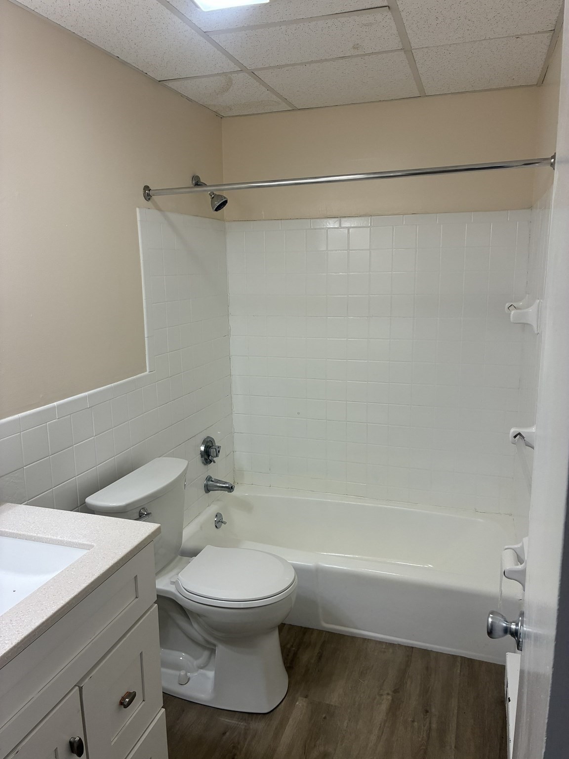 380 Great Road # B204 Property Photo 8