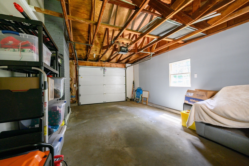 279 Center St Property Photo 27
