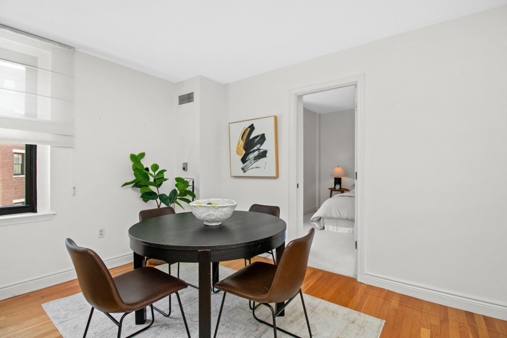 10 Charlesgate East # 302 Property Photo 9