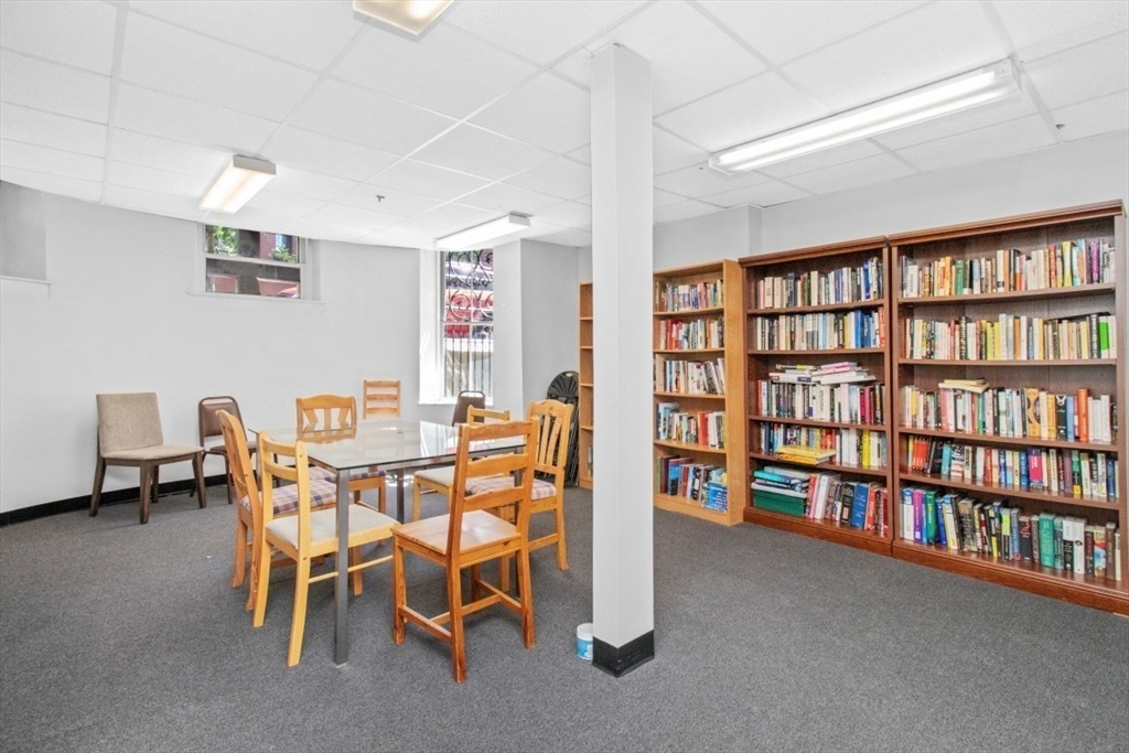 10 Charlesgate East # 302 Property Photo 23