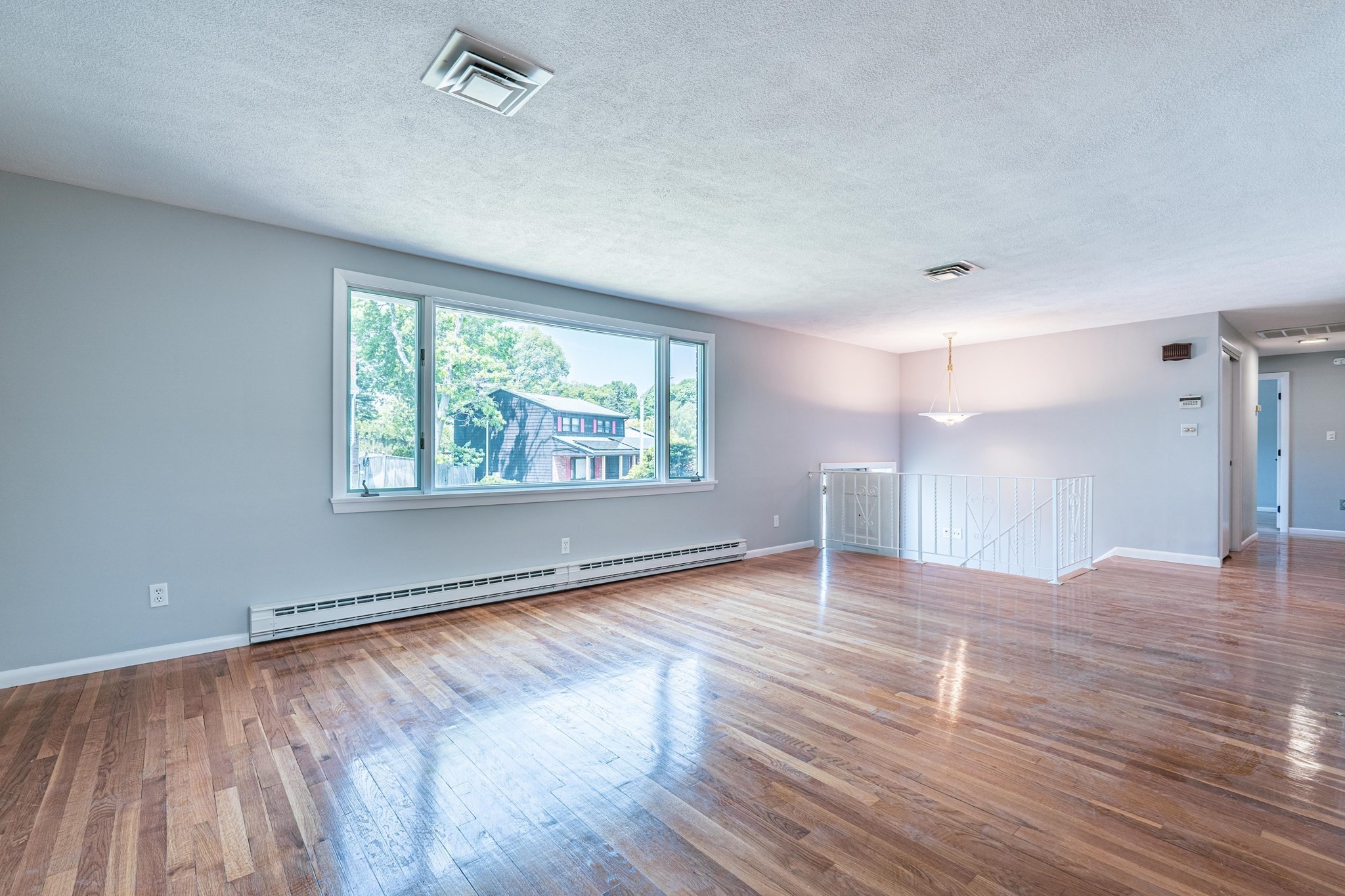 20 Fieldstone Dr Property Photo 3
