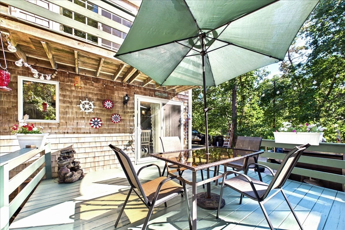 34 Skylark Ave Property Photo 6