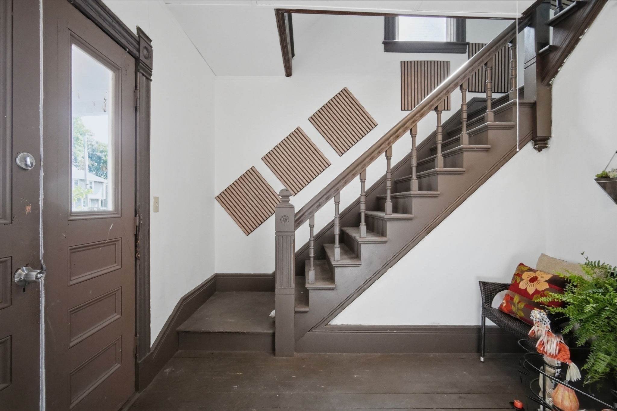 26 Hebron St Property Photo 5