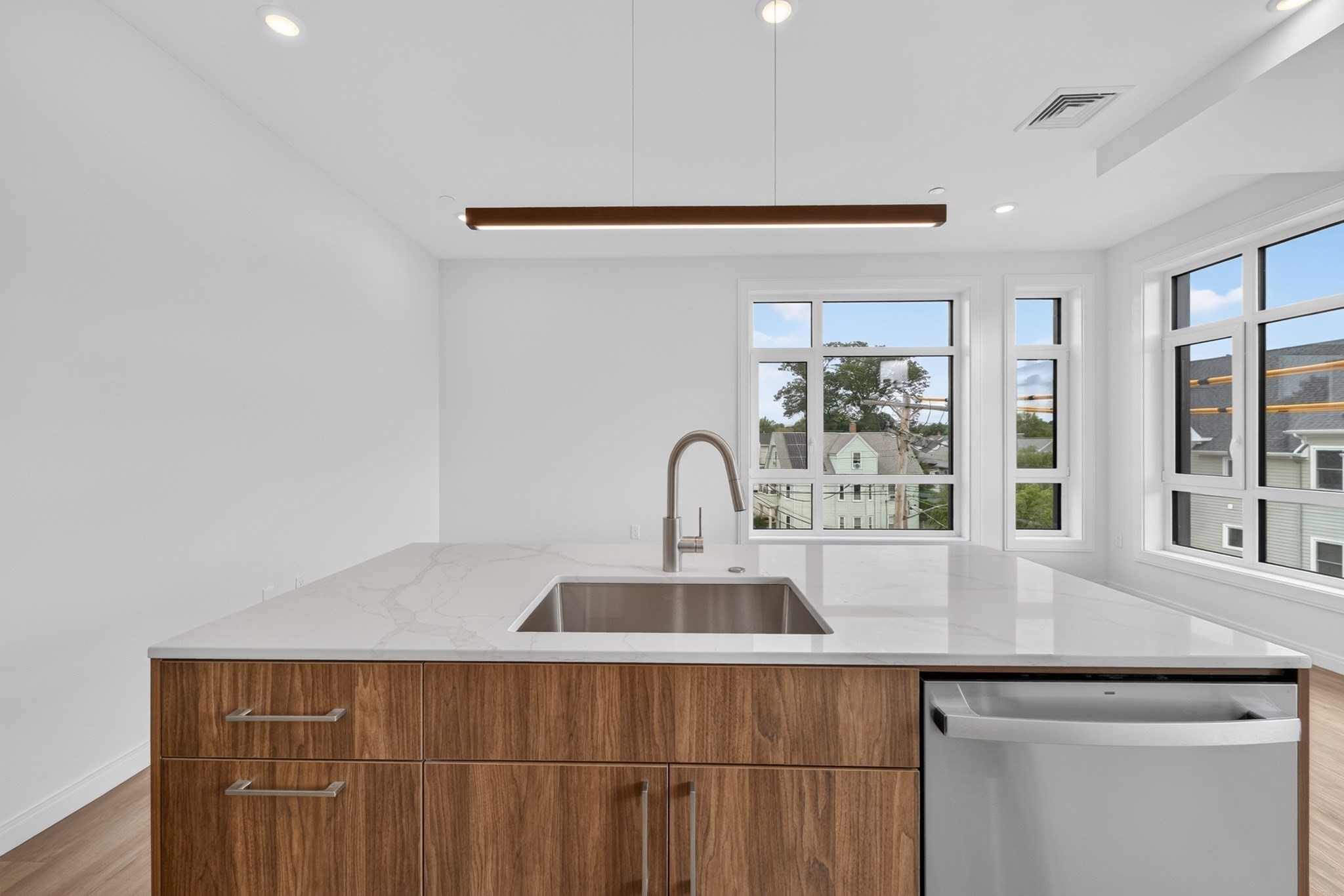 13 Warwick St # 302 Property Photo 14